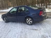 Używany VW Bora 2002 Niebieski Sedan/Limuzyna