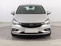 Używany Opel Astra 2017 Srebrny Hatchback