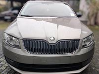 Używany Skoda Octavia 2014 Beżowy Hatchback