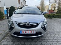 używany Opel Zafira 2dm 165KM 2013r. 194 000km