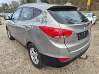 używany Hyundai ix35 2dm 136KM 2011r. 206 011km