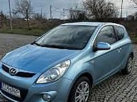 Używany Hyundai i20 100 KM (73 kW) 2010 Niebieski Hatchback