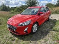 Używany Ford Focus Cool & Connect 120 KM (88 kW) 2021 Czerwony Sedan/Limuzyna