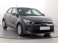 Używany Kia Rio 101 KM (74 kW) 2021 Szary Hatchback