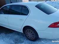 Używany Skoda Superb 2012 Biały Sedan/Limuzyna