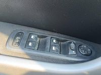 Używany Peugeot 308 2008 Czarny Hatchback