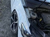 Używany VW Passat 180 KM (132 kW) 2016 Biały Sedan/Limuzyna