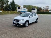 Używany Dacia Sandero Stepway 90 KM (66 kW) 2014 Biały Hatchback