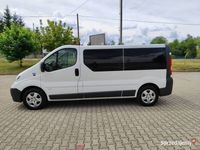 używany Opel Vivaro Long, 9 osób, z Niemiec, Nawiewy, Udokumentowany Przebieg