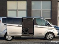 Używany Ford Tourneo Custom Titanium 2022 Srebrny Van