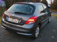 używany Peugeot 207 benzyna+gaz z Niemiec