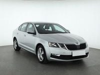 Używany Skoda Octavia 116 KM (85 kW) 2018 Srebrny Hatchback