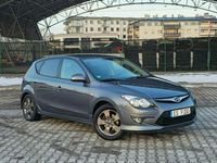 Używany Hyundai i30 Classic 109 KM (80 kW) 2010 Szary Hatchback