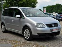 używany VW Touran 2dm 140KM 2005r. 334 000km