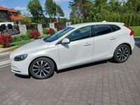 Używany Volvo V40 150 KM (110 kW) 2014 Biały Kombi