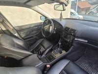 Używany BMW 525 2001 Czarny Sedan/Limuzyna