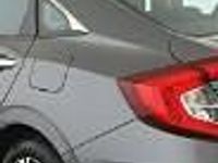 Używany Honda Civic 120 KM (88 kW) 2018 Szary Sedan/Limuzyna