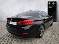 Używany BMW 518 Sport Line 150 KM (110 kW) 2018 Black 2 Sedan/Limuzyna