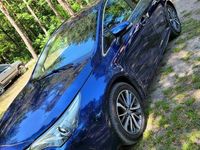 Używany Toyota Avensis Premium 147 KM (108 kW) 2016 Niebieski Kombi