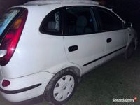 używany Nissan Almera Tino 