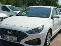 Używany Hyundai i30 120 KM (88 kW) 2022 Biały Hatchback