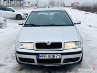 Używany Skoda Octavia 2003 Srebrny Sedan/Limuzyna