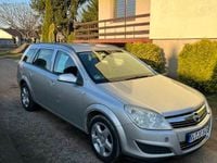 używany Opel Astra combi