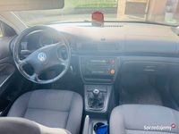 Używany VW Passat 2004 Szary Sedan/Limuzyna