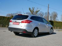 Używany Ford Focus 100 KM (73 kW) 2015 Srebrny Kombi