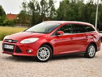 Używany Ford Focus 125 KM (91 kW) 2013 Bordowy (metalik, perła) Kombi