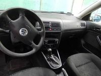 używany VW Golf IV Srebrny kombi 1,4, 2001