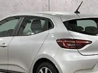 Używany Renault Clio V 90 KM (66 kW) 2022 Srebrny (metalik) Hatchback