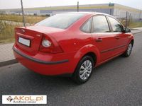 Używany Ford Focus 90 KM (66 kW) 2006 Czerwony Sedan/Limuzyna