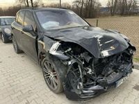 używany Porsche Cayenne 4.8dm 525KM 2015r. 235 168km