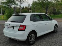 używany Skoda Fabia 1.2dm 90KM 2015r. 83 000km