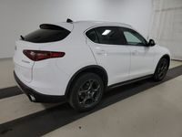 używany Alfa Romeo Stelvio 2dm 280KM 2018r. 104 300km