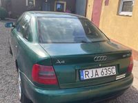 Używany Audi A4 1997 Zielony Sedan/Limuzyna