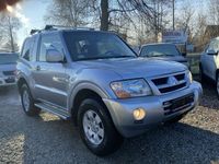 Używany Mitsubishi Pajero 116 KM (85 kW) 2005 Szary SUV