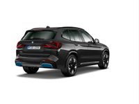 Używany BMW iX3 Shadowline 210 kW (286 KM) 2023 Szary sophisto z brylantowym połyskiem metalizowany SUV