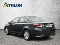 Używany Toyota Corolla 98 KM (72 kW) 2020 Czarny (metalik) Sedan/Limuzyna