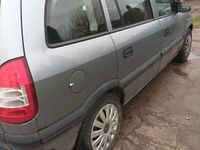 używany Opel Zafira 2005