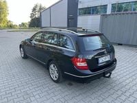 Używany Mercedes A180 2014 Czarny Kombi