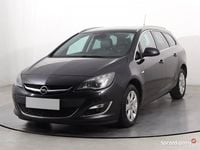 Używany Opel Astra 2014 Czarny Kombi