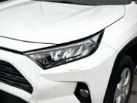 Używany Toyota RAV4 Hybrid 222 KM (163 kW) 2019 Biały SUV