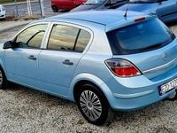 używany Opel Astra 6dm 115KM 2009r. 149 000km
