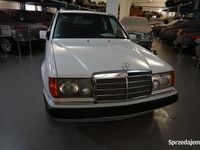 Używany Mercedes E200 1992 Biały Sedan/Limuzyna