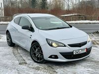 używany Opel Astra 2dm 165KM 2012r. 221 000km