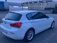 Używany BMW 118 150 KM (110 kW) 2018 Biały Hatchback