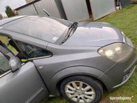 używany Opel Zafira B 1.6 Zamienie się na coś nie na auto kolejne.