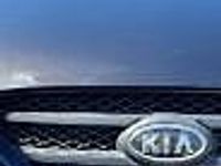 używany Kia Carens II